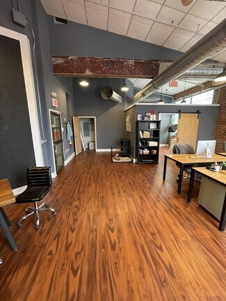Plus de détails pour 241 E 4th St, Frederick, MD - Bureau/Local commercial à louer