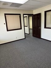 23470 Olive Wood Plaza Dr, Moreno Valley, CA à louer Photo intérieure– Image 2 sur 8
