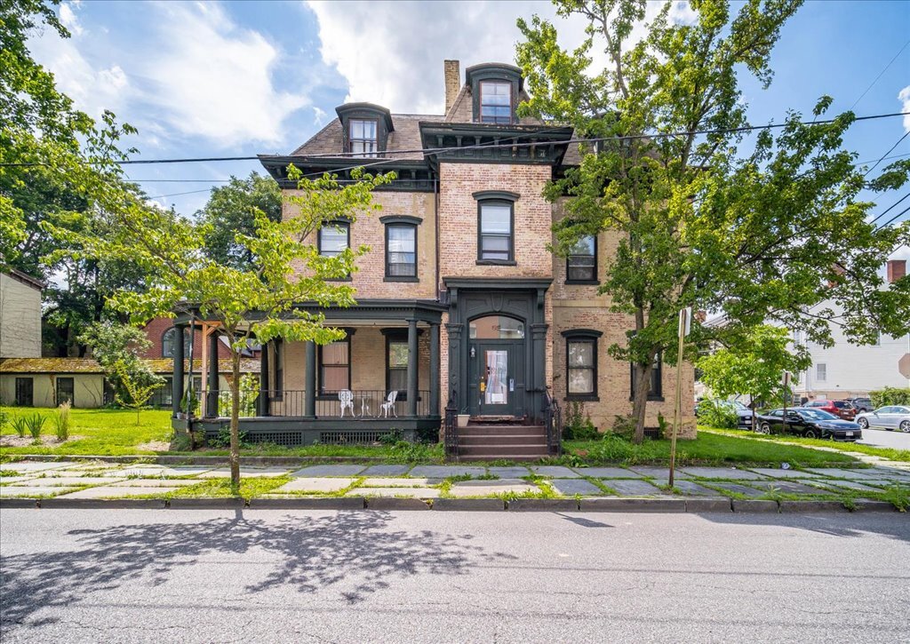 85 Grand St, Newburgh, NY à vendre Photo principale– Image 1 sur 16