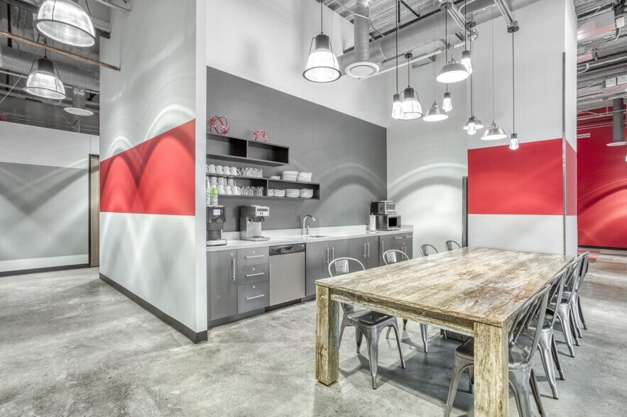 1200 N Ashland Ave, Chicago, IL à louer - Photo intérieure – Image 2 sur 7