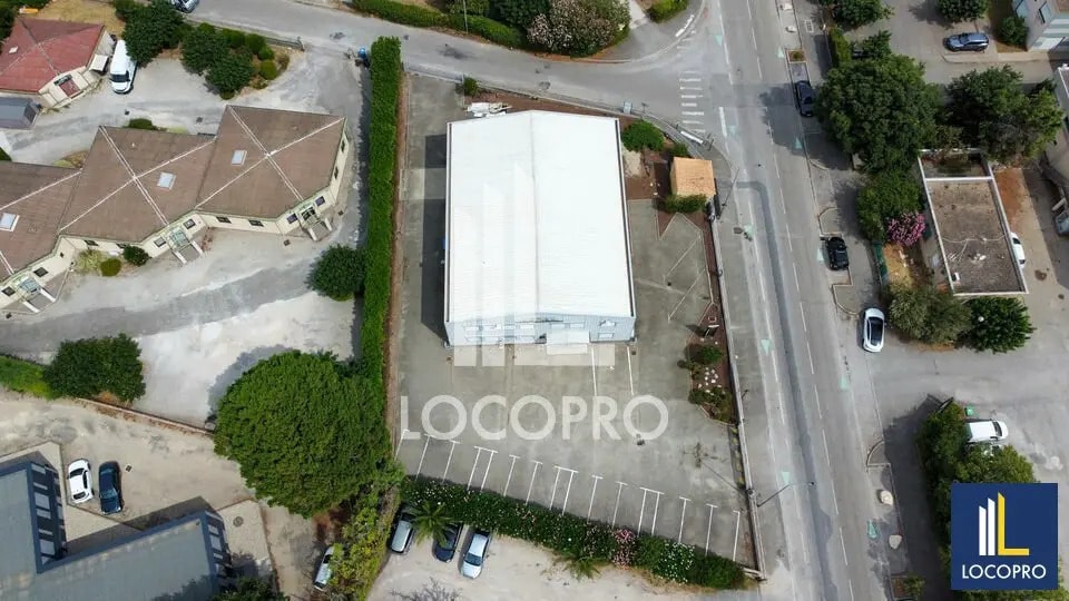 Local d'activités dans Avignon à vendre - Photo de l’immeuble – Image 2 sur 5