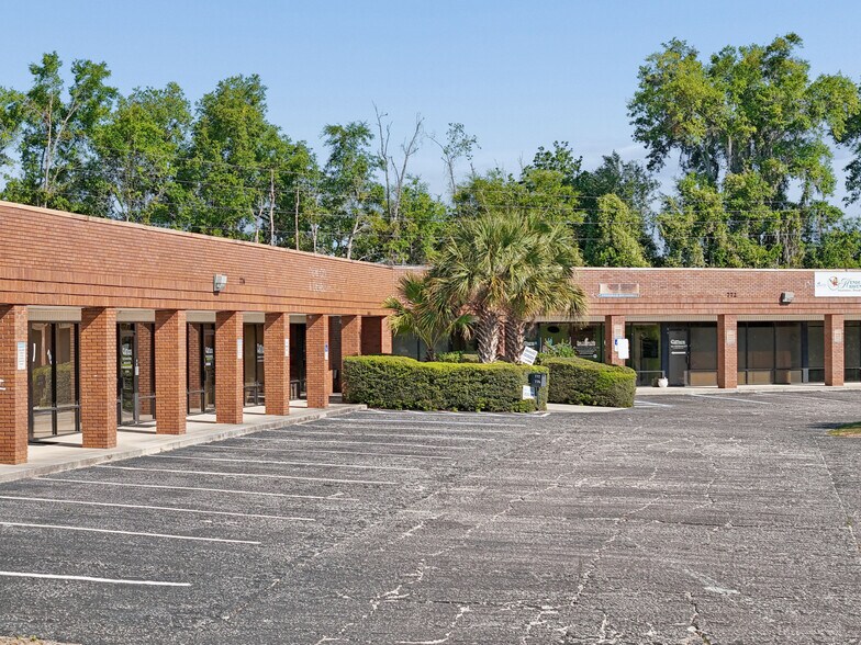 772 Foxridge Center Dr, Orange Park, FL à vendre - Photo de l’immeuble – Image 2 sur 38