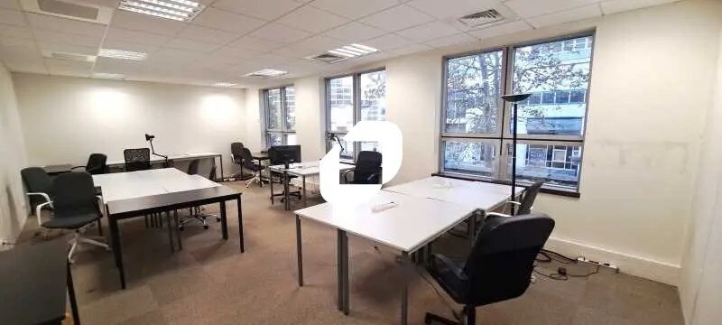 259-261 Rue De Paris, Montreuil à louer Photo intérieure– Image 1 sur 2