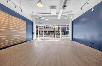 410 Adelaide St W, Toronto, ON à louer Photo intérieure– Image 2 sur 7