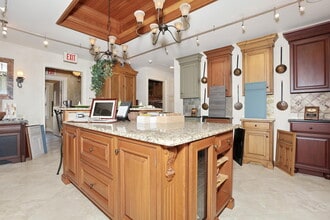 211 6th Ave, Hawthorne, NJ à louer Photo intérieure– Image 2 sur 10