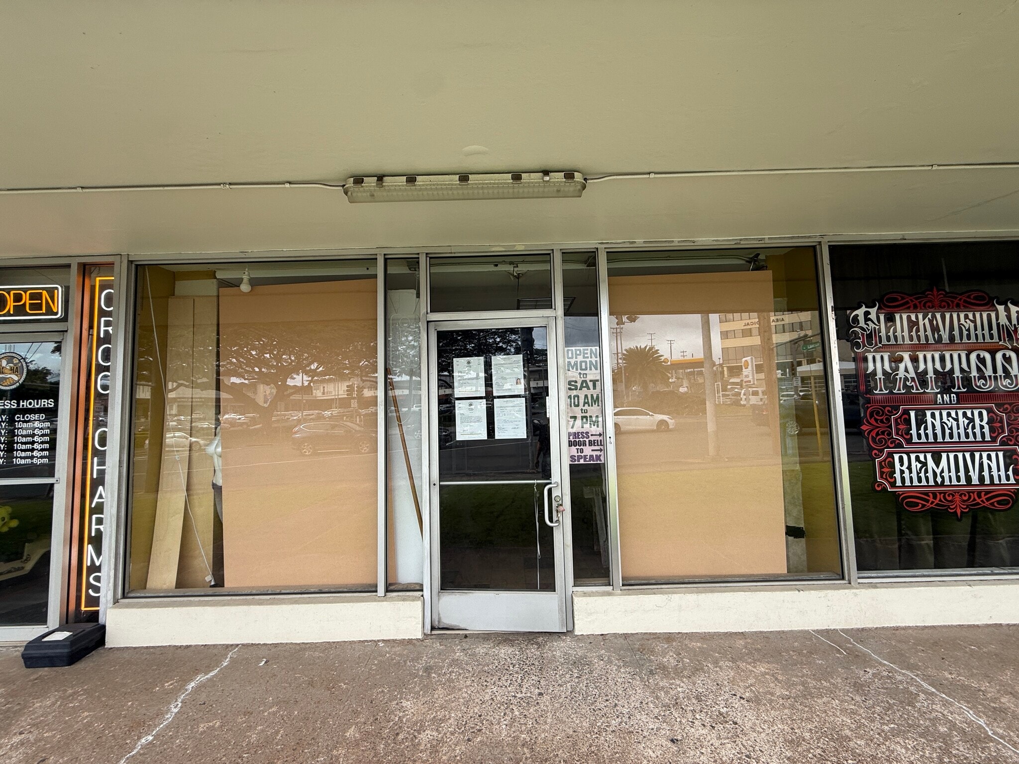 99-205 Moanalua Rd, Aiea, HI à louer Photo intérieure– Image 1 sur 19