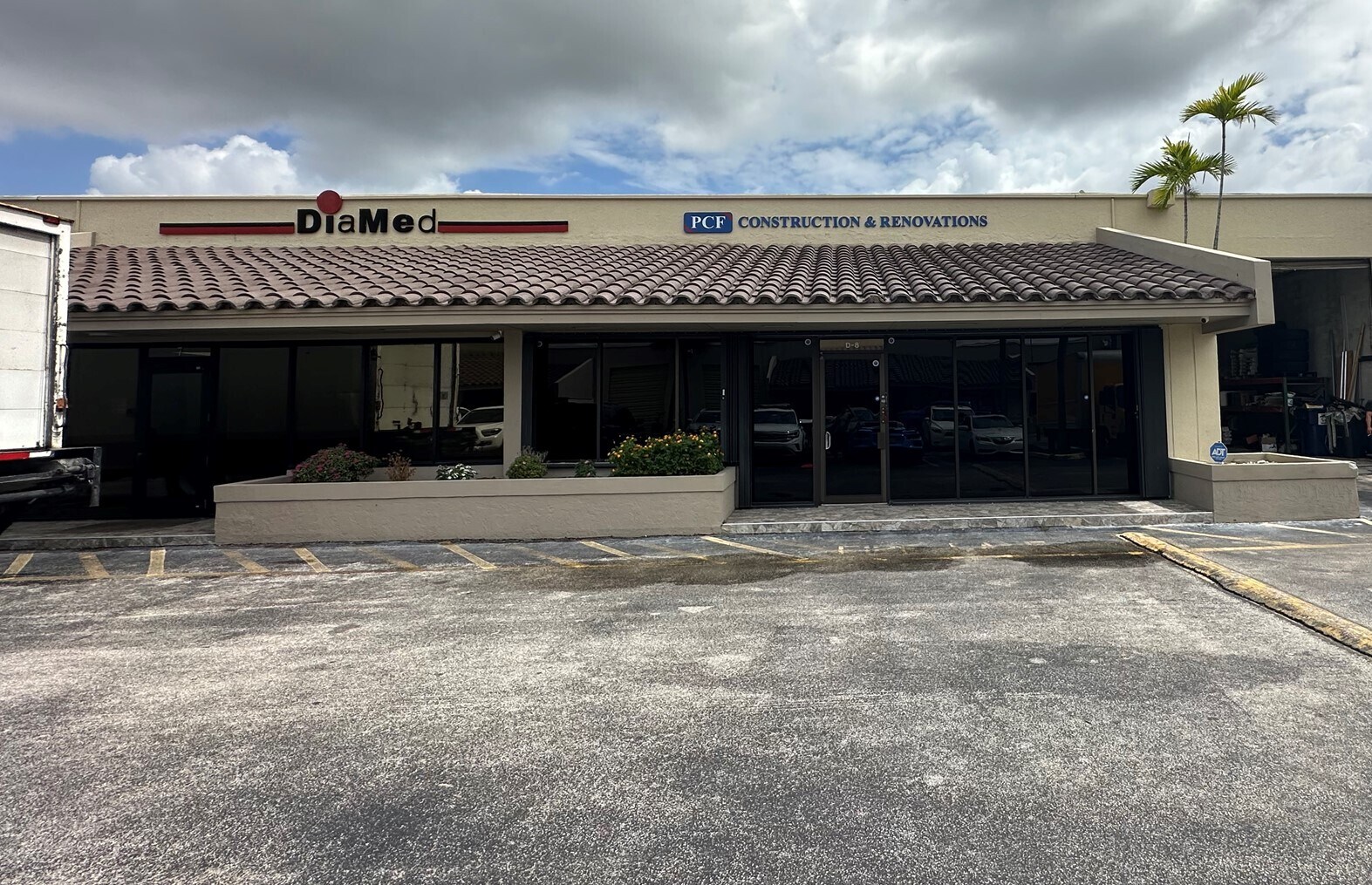 6095 NW 167th St, Miami Lakes, FL à vendre Photo de l’immeuble– Image 1 sur 5