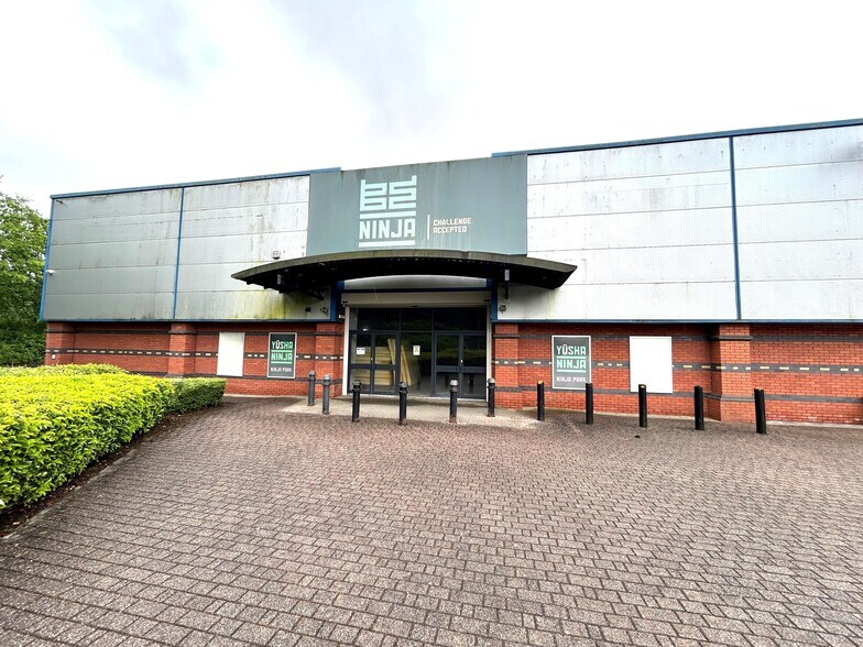 St Peters Way, Bolton à louer - Photo de l’immeuble – Image 1 sur 1