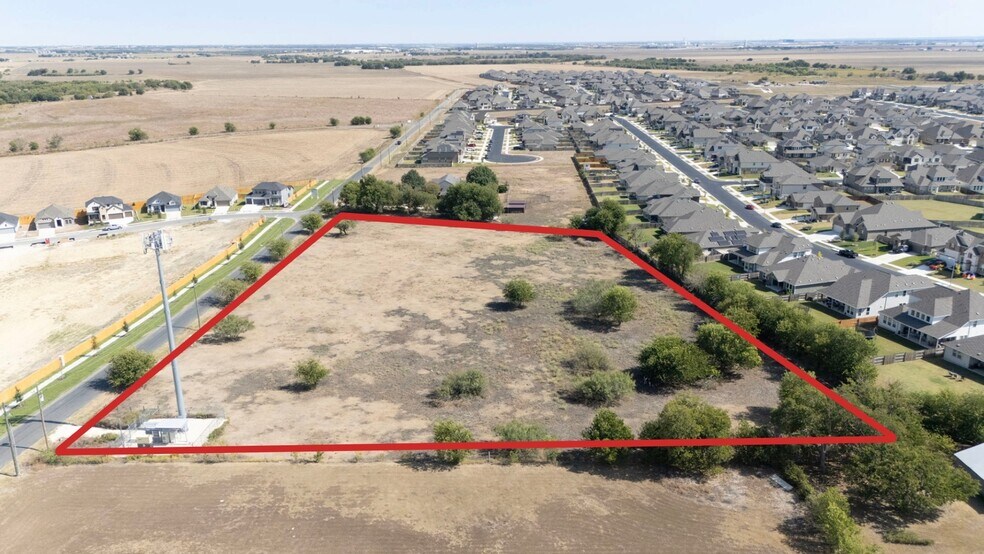 828 Co 132 rd, Hutto, TX à vendre - Photo de l’immeuble – Image 3 sur 4