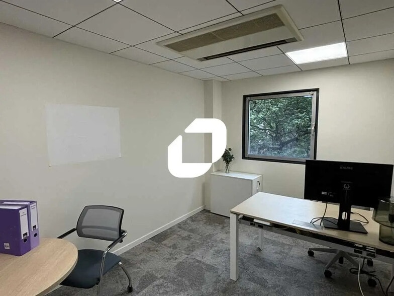 Bureau dans Lyon à louer - Photo de l’immeuble – Image 3 sur 10