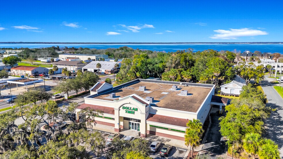 550 W 1st St, Sanford, FL à vendre - Photo de l’immeuble – Image 2 sur 20