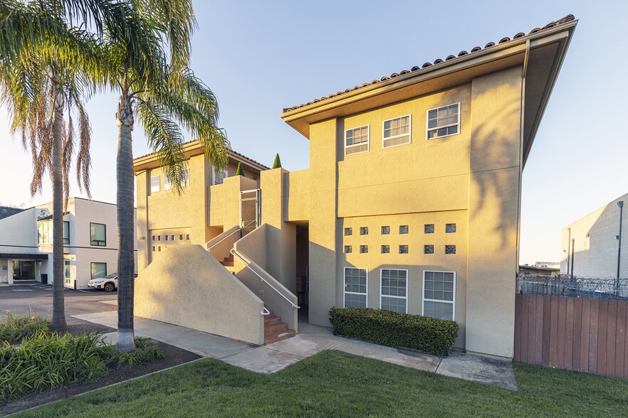 6220 Marindustry Dr, San Diego, CA à vendre - Photo de l’immeuble – Image 3 sur 8