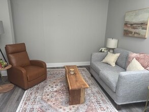 2337 Philmont Ave, Huntingdon Valley, PA à louer Photo intérieure– Image 1 sur 2