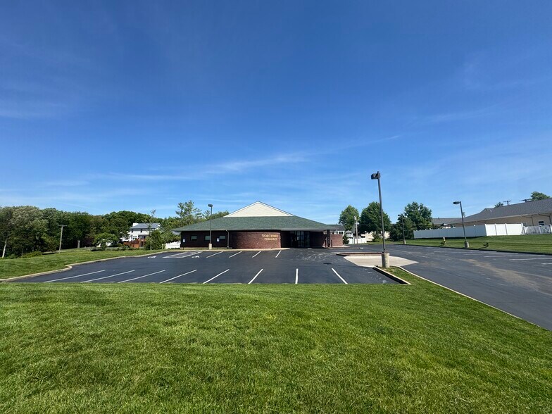 1660 W Meyer Rd, Wentzville, MO à vendre - Photo de l’immeuble – Image 3 sur 4