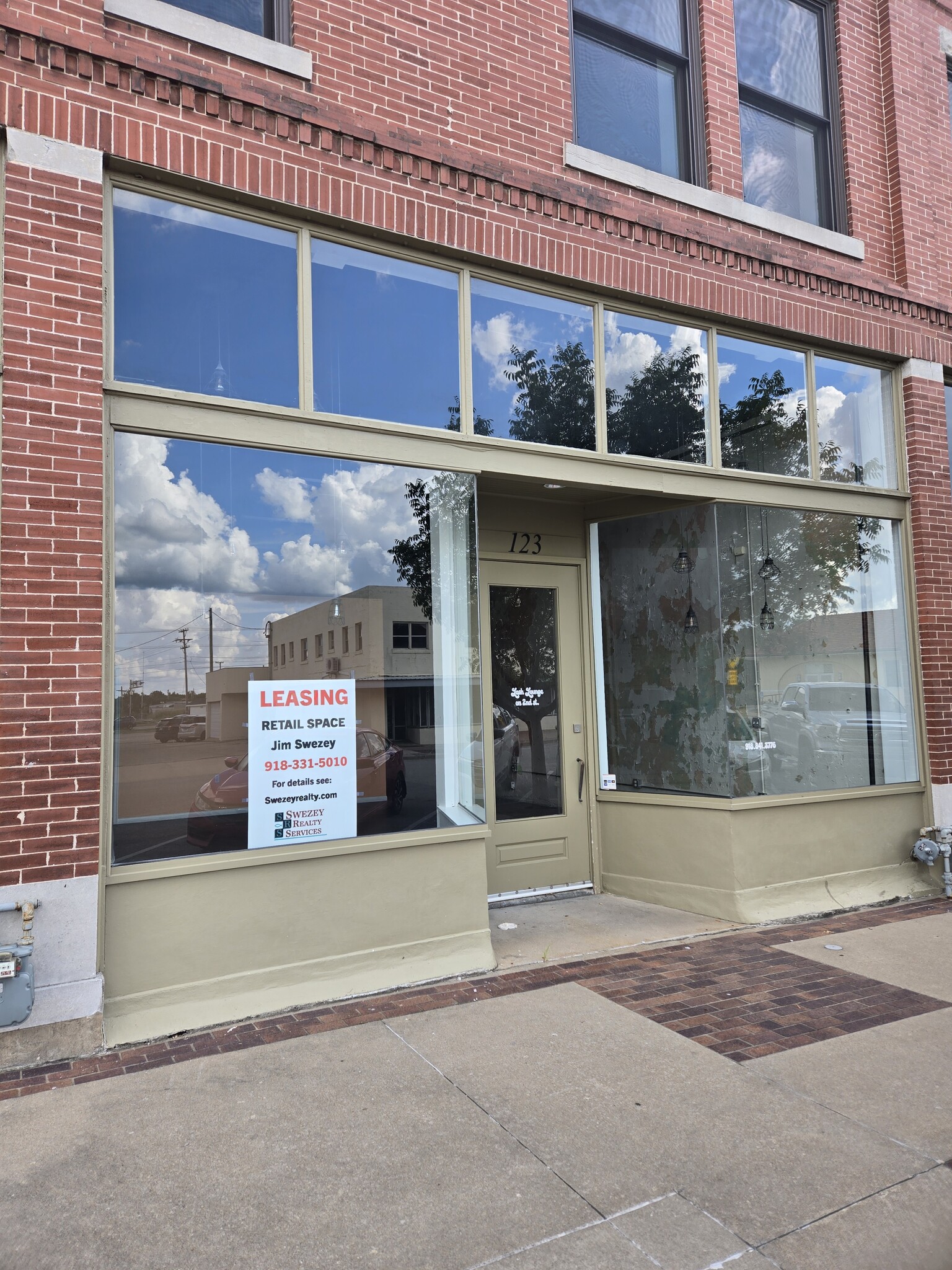 119-125 W 2nd St, Bartlesville, OK à louer Photo intérieure– Image 1 sur 5