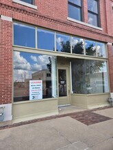 119-125 W 2nd St, Bartlesville, OK à louer Photo intérieure– Image 1 sur 5