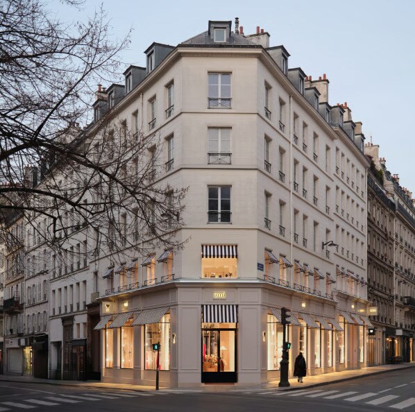 Local commercial dans Paris à louer Photo de l’immeuble– Image 1 sur 4