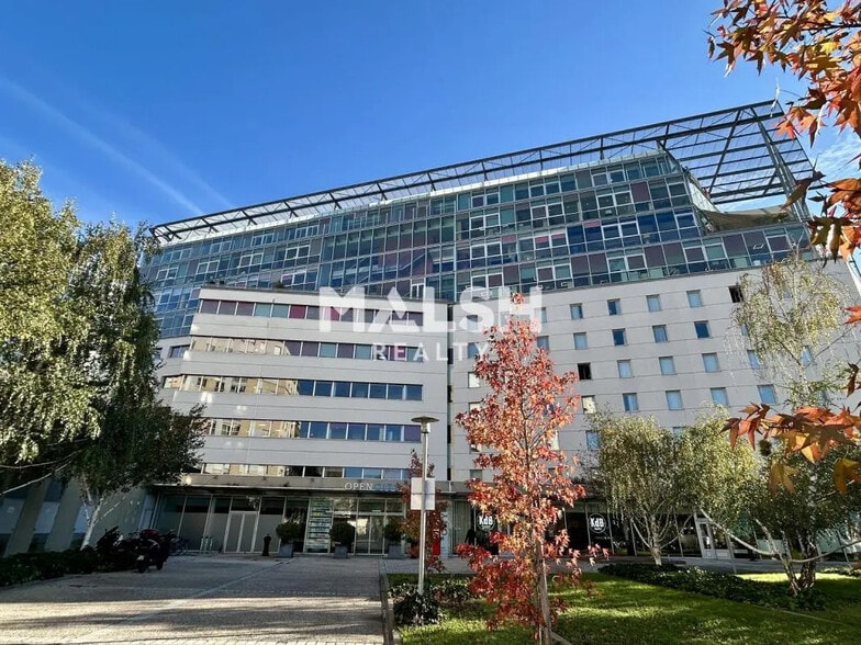 Bureau dans Caluire-et-Cuire à louer - Photo de l’immeuble – Image 1 sur 14