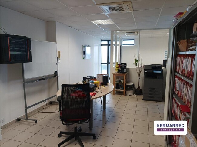 Plus de détails pour Bureau à louer