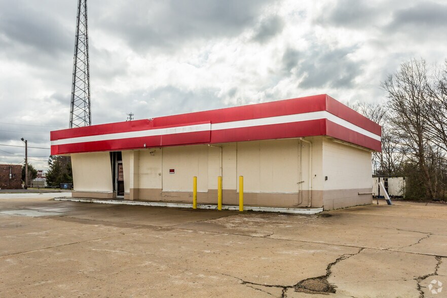 551 E Lee St, Sardis, MS à louer - Photo de l’immeuble – Image 2 sur 4