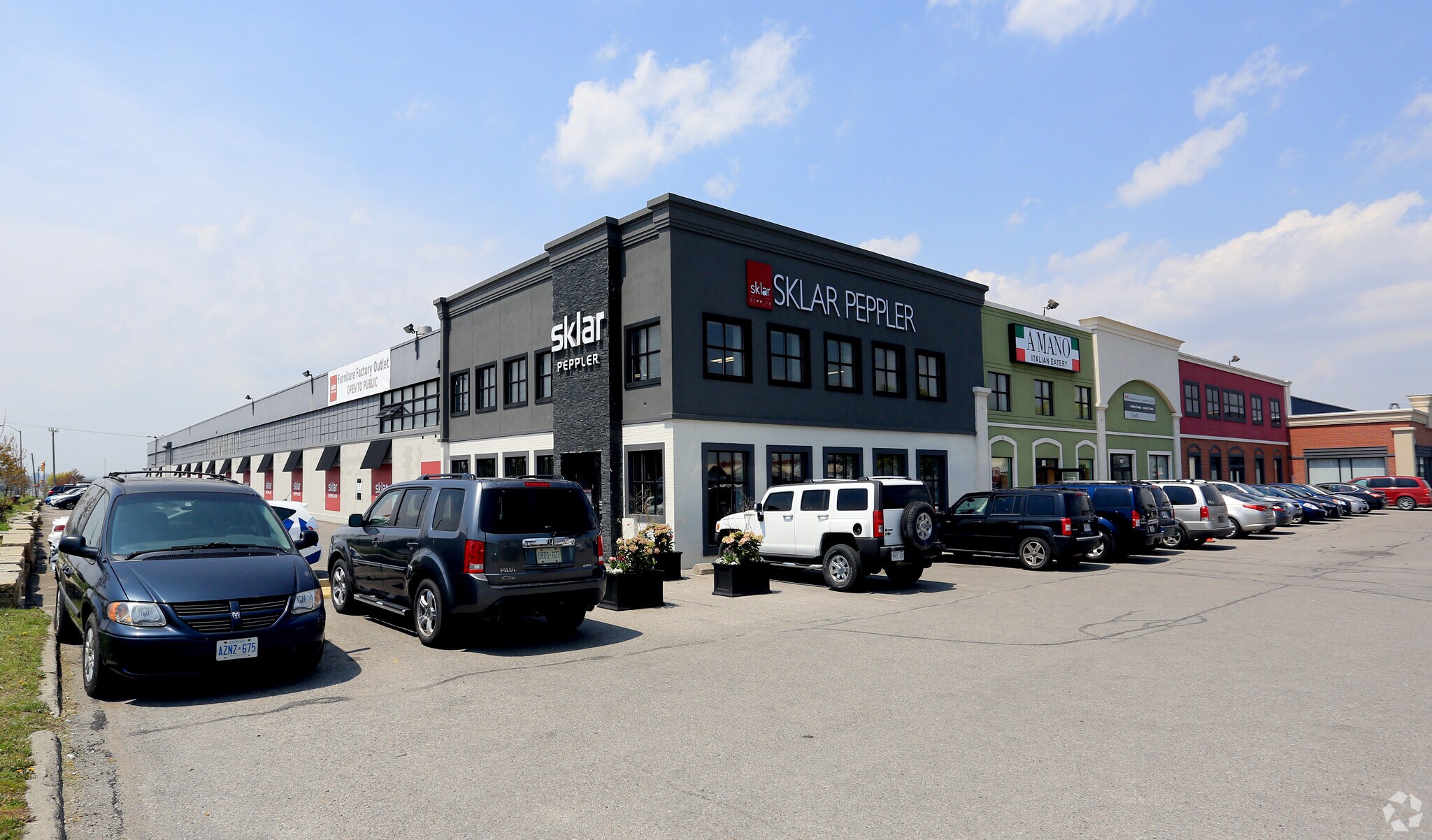 274 Mackenzie Ave, Ajax, ON à louer Photo principale– Image 1 sur 4