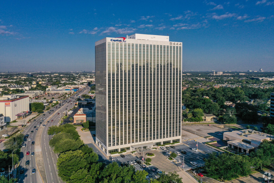 5444 Westheimer Rd, Houston, TX à louer - Photo de l’immeuble – Image 1 sur 11