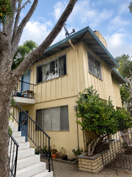 818 Sunset Dr, Pacific Grove, CA à vendre - Photo de l’immeuble – Image 3 sur 5