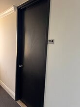 7301 Topanga Canyon Blvd, Canoga Park, CA à louer Photo intérieure– Image 2 sur 4