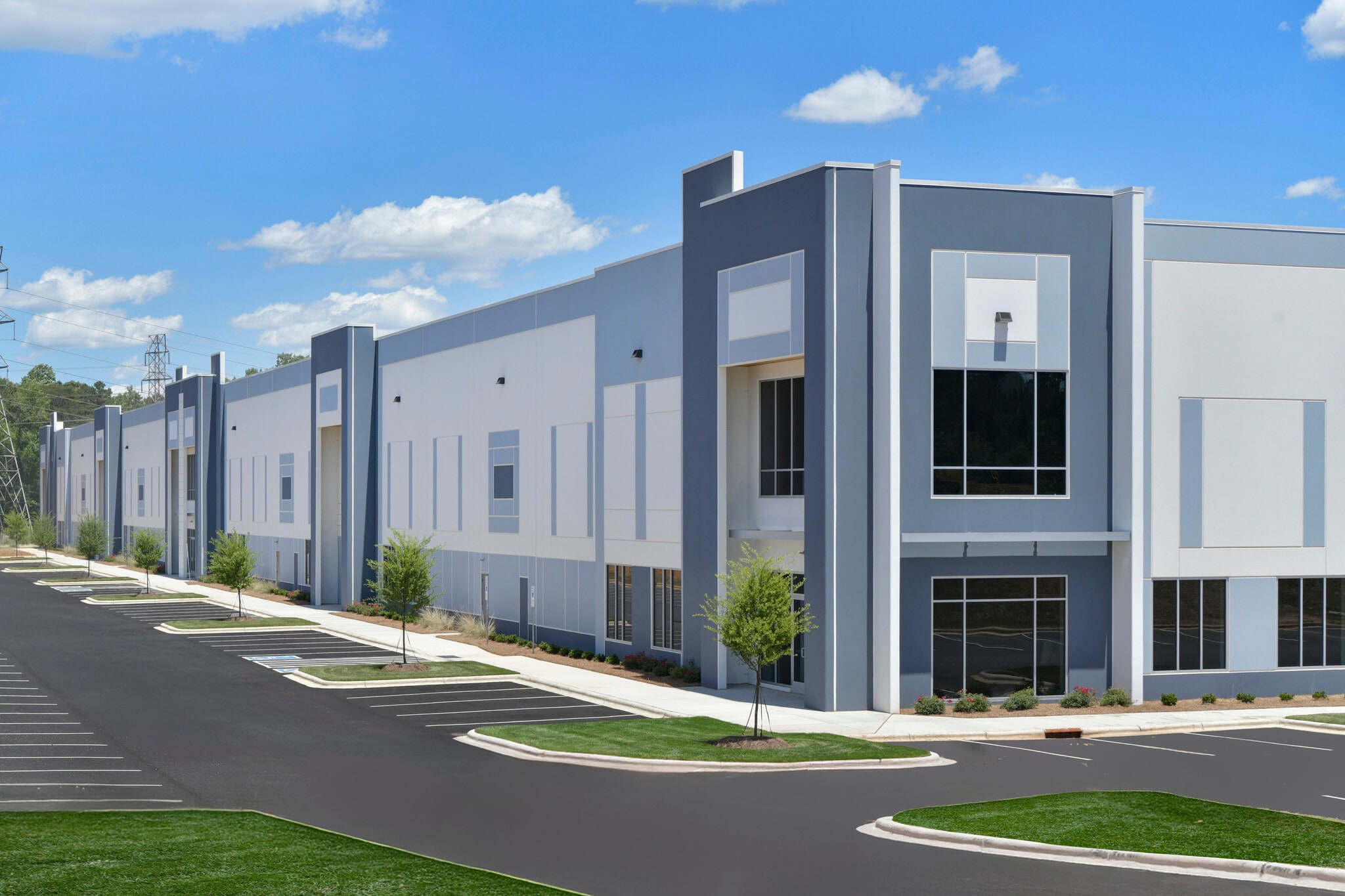 3720 Shopton Rd, Charlotte, NC à louer Photo de l’immeuble– Image 1 sur 2