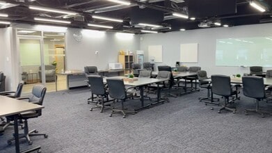 5380 Eisenhower Ave, Alexandria, VA à louer - Vidéo sur l’annonce professionnelle