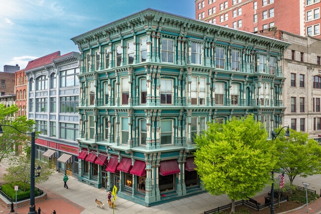 Plus de détails pour 89 Court St, Binghamton, NY - Bureau à vendre