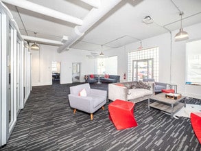 733 Foster St, Durham, NC à louer Photo intérieure– Image 1 sur 32