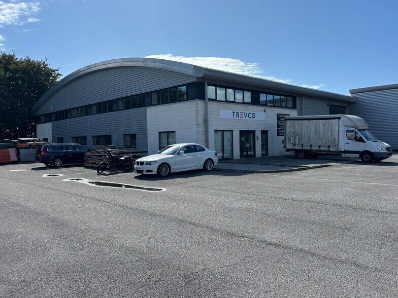 10 Sisna Park Rd, Plymouth à louer - Photo de l’immeuble – Image 3 sur 5