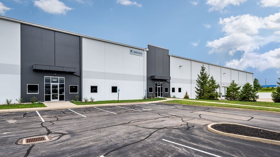 5265-5273 E Provident Dr, West Chester, OH à louer - Photo de l’immeuble – Image 1 sur 7