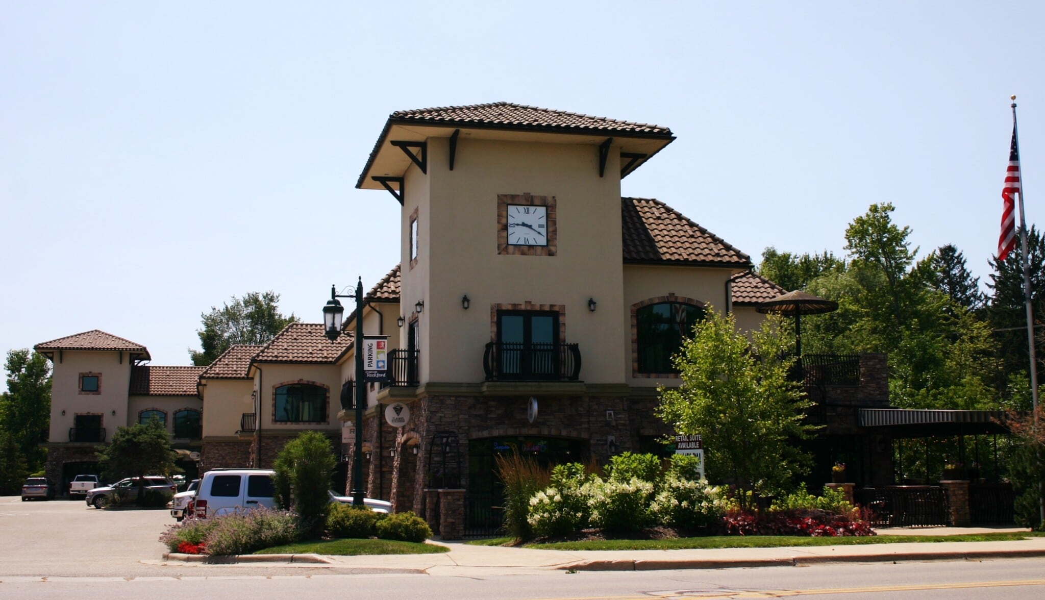 8 E Bridge St, Rockford, MI à louer Photo intérieure– Image 1 sur 2