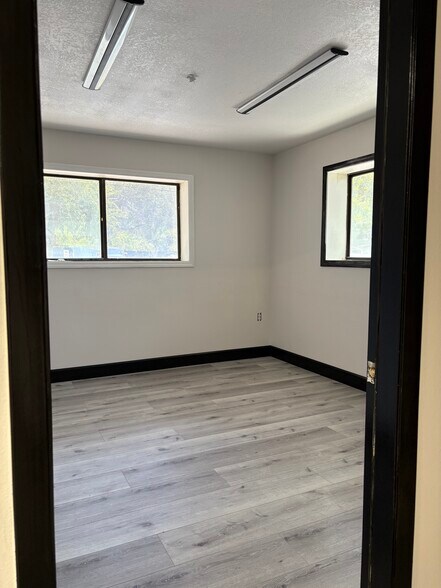 3007 29th Ave E, Bradenton, FL à louer - Photo de l’immeuble – Image 3 sur 8