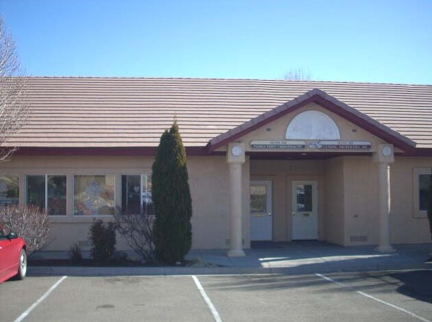 2115 Green Vista Dr, Sparks, NV à vendre - Photo de l’immeuble – Image 2 sur 14