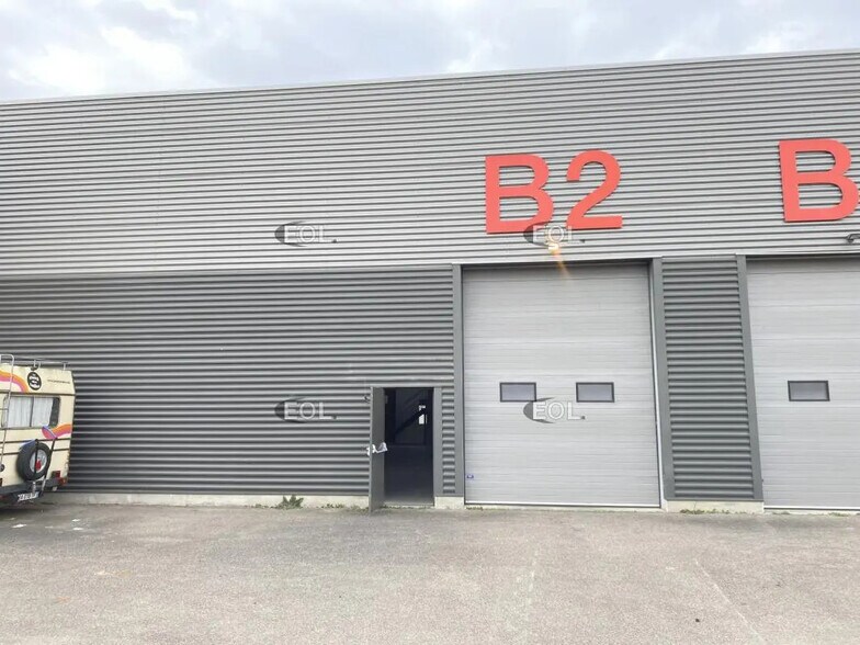 105 Avenue Jean Jaurès, OULLINS-PIERRE-BÉNITE à louer - Photo de l’immeuble – Image 2 sur 16