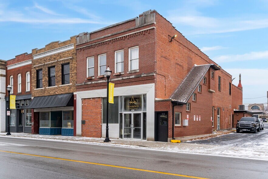 408 W Walnut St, Springfield, MO à louer - Photo de l’immeuble – Image 2 sur 35
