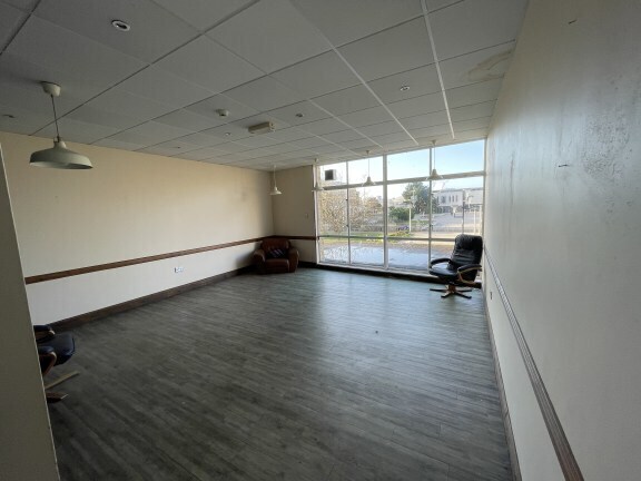 96 High St, Weston Super Mare à louer - Photo de l’immeuble – Image 3 sur 4