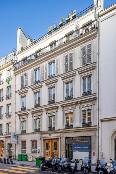 Bureau dans Paris à vendre - Photo de l’immeuble – Image 2 sur 3
