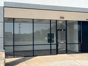 10114 Bissonnet St, Houston, TX à louer Photo de l’immeuble– Image 1 sur 3