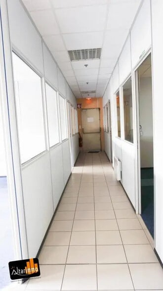 Bureau dans Dreux à louer - Photo intérieure – Image 3 sur 4