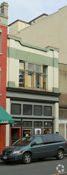 910 Gordon St, Victoria, BC à louer - Photo de l’immeuble – Image 2 sur 3