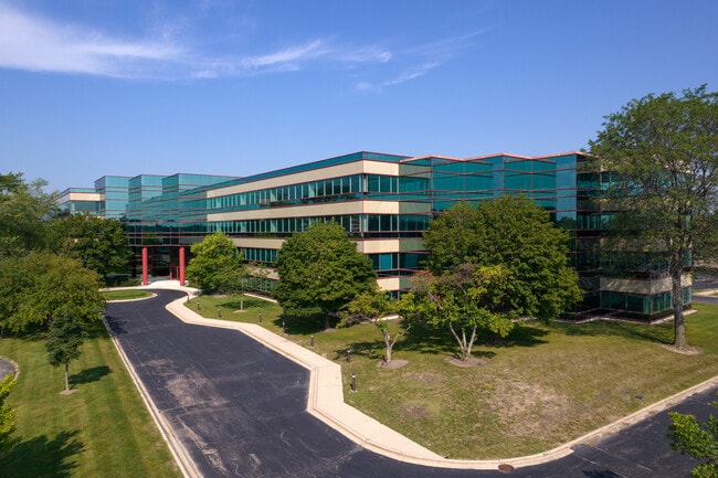 Plus de détails pour 1 Overlook Pt, Lincolnshire, IL - Bureau à louer