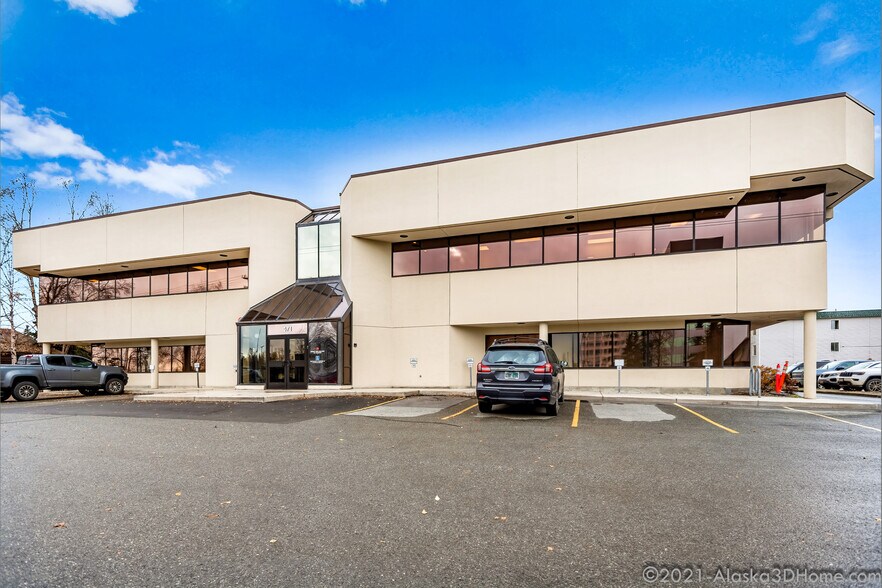 471 W 36th Ave, Anchorage, AK à louer - Photo de l’immeuble – Image 3 sur 12