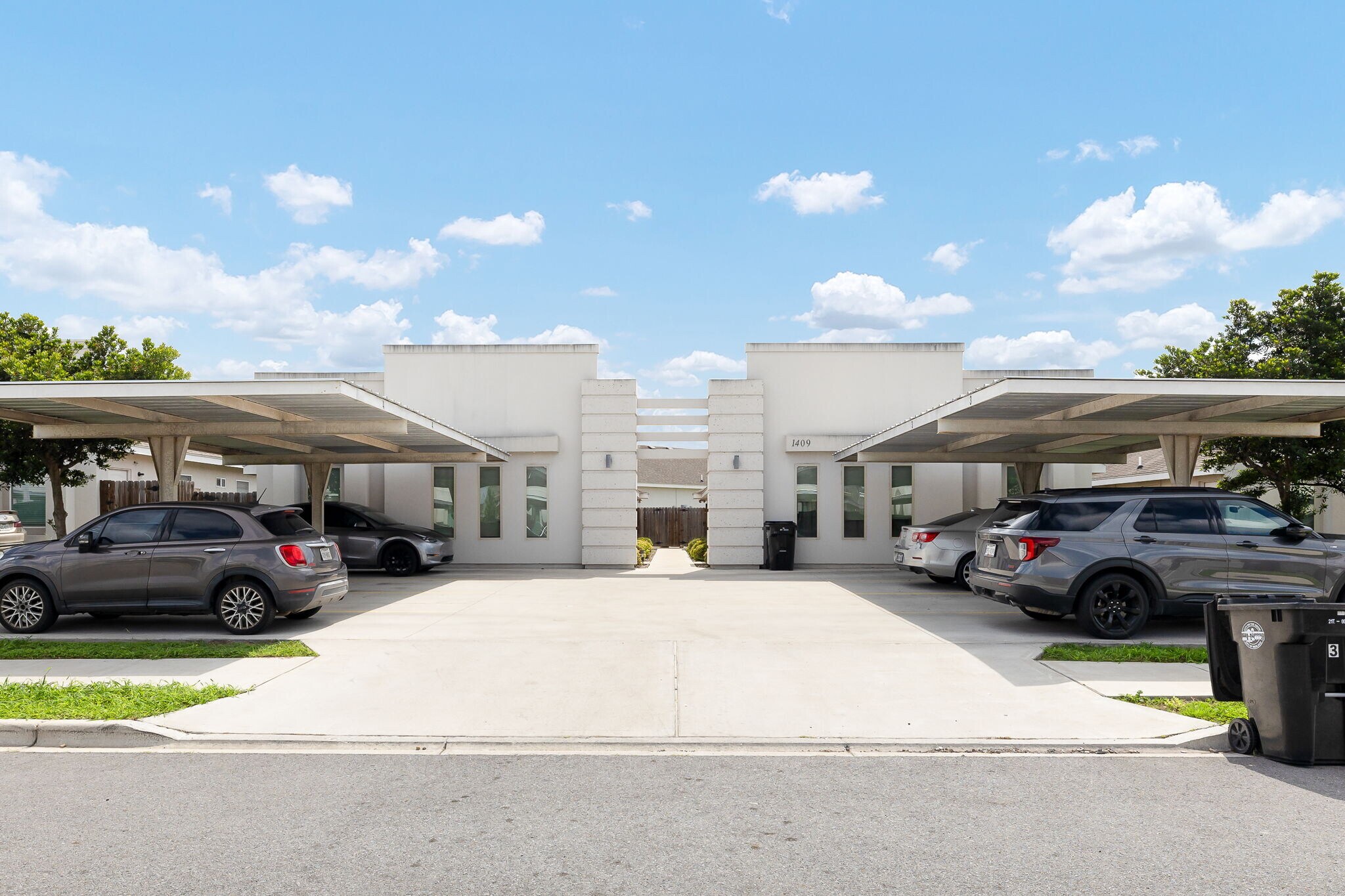 1409 Alta Vista Dr, Weslaco, TX à vendre Photo principale– Image 1 sur 13
