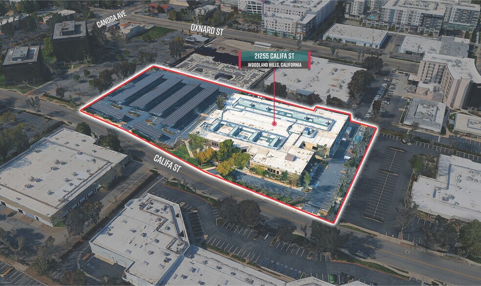 21255 Califa St, Woodland Hills, CA à vendre - Photo de l’immeuble – Image 2 sur 8