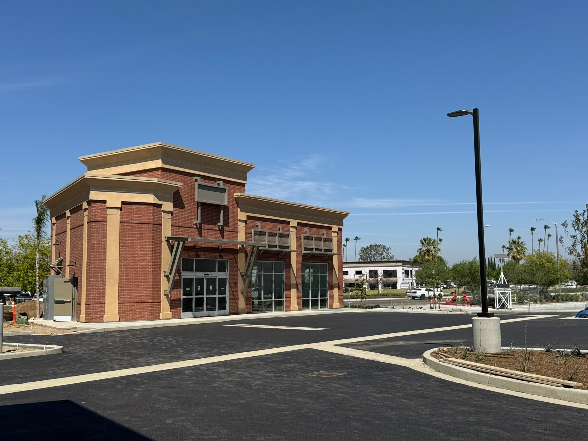 1598 Magnolia Ave, Corona, CA à louer Photo intérieure– Image 1 sur 23