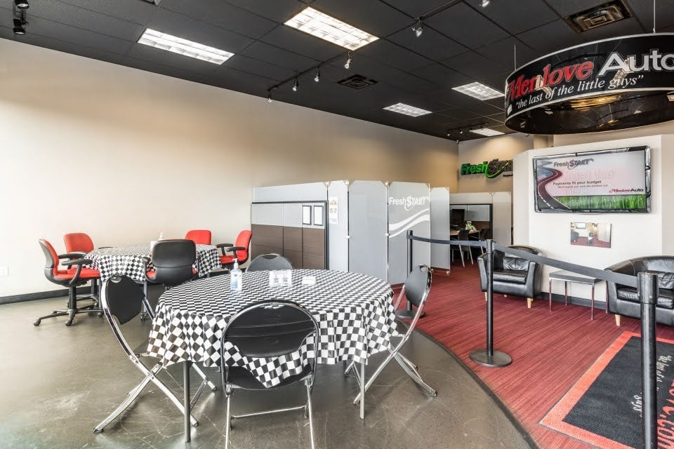 420 N Redwood Rd, North Salt Lake, UT 84054 - Lot F - - Photo intérieure - Image 1 of 8
